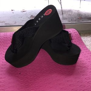 Black Platform Flip Flop